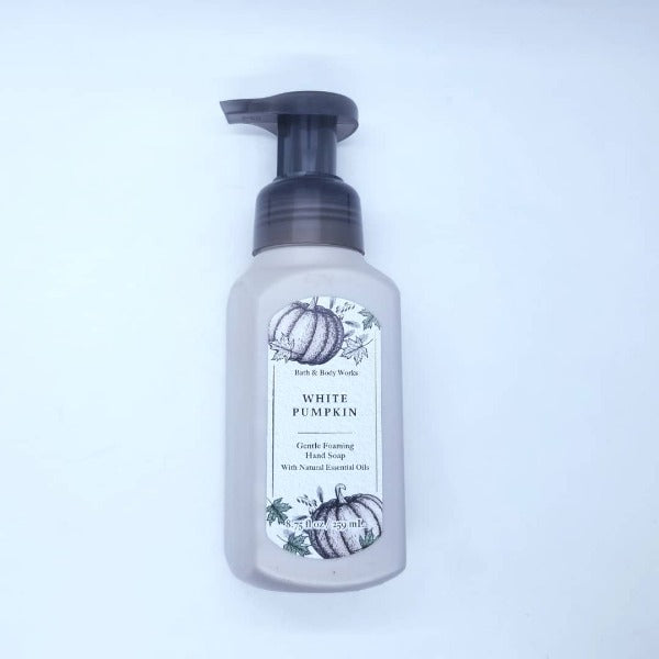 Foaming Hand Soap, with Natural Essential Oils, 259ml, Bath & Body Works