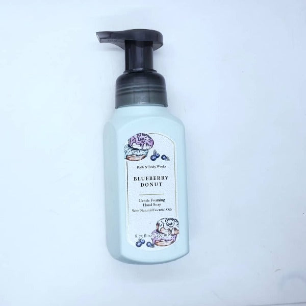 Foaming Hand Soap, with Natural Essential Oils, 259ml, Bath & Body Works